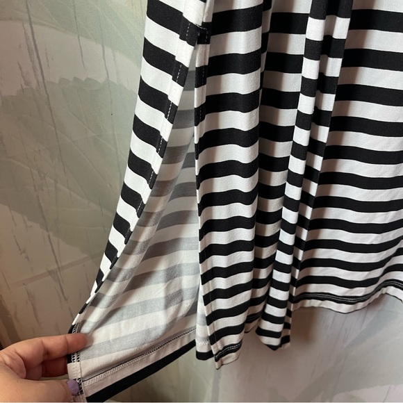 🎉HP x2🎉 ST JOHN’S BAY Black and White Striped Maxi Dress - Picture 4 of 12